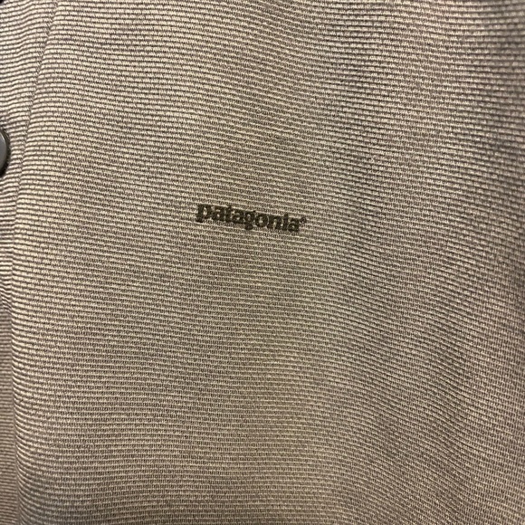 Patagonia base layer Henley. Men’s small. - Picture 2 of 4